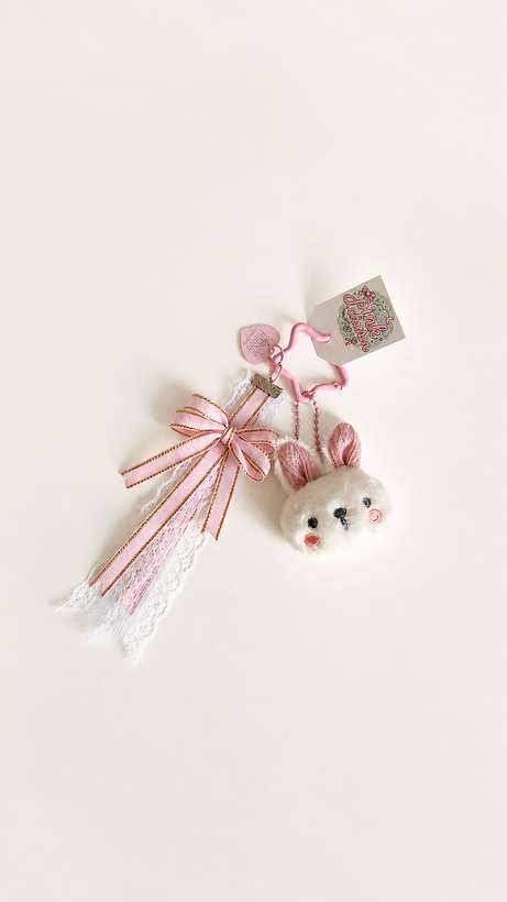 چارم / آویز دست ساز خرگوش کوچولوی پفکی💕🐇